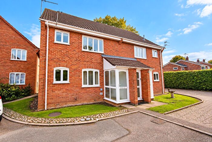 2 Bedroom Flat For Sale In Coachmans Court, Sprowston, NR7