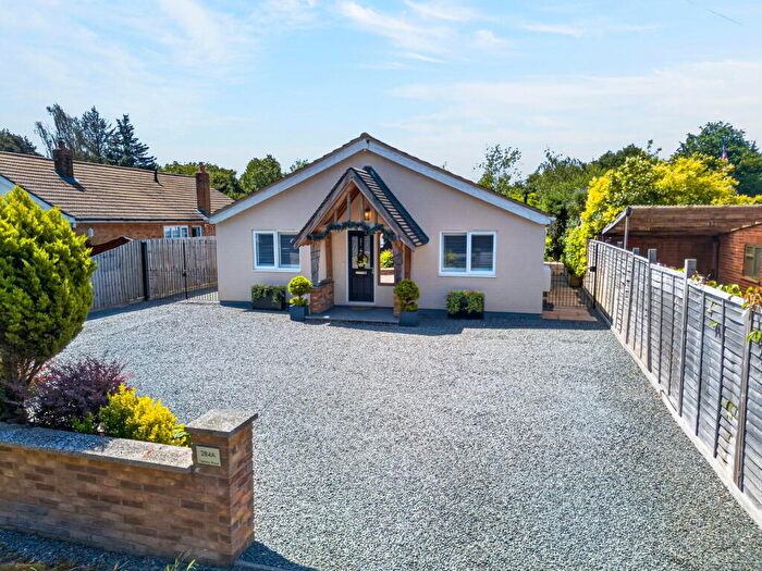 4 Bedroom Detached Bungalow For Sale In Newton Road, Nr Newton Bromswold, NN10