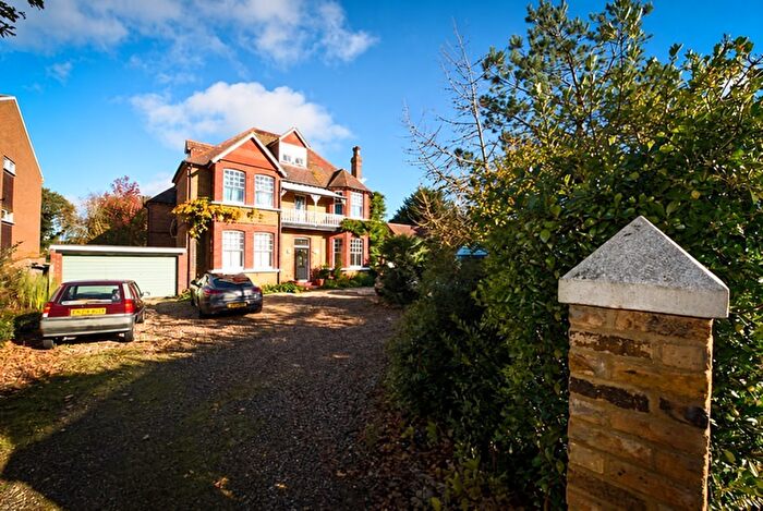 1 Bedroom Detached House To Rent In Alpha Road, Birchington, CT7