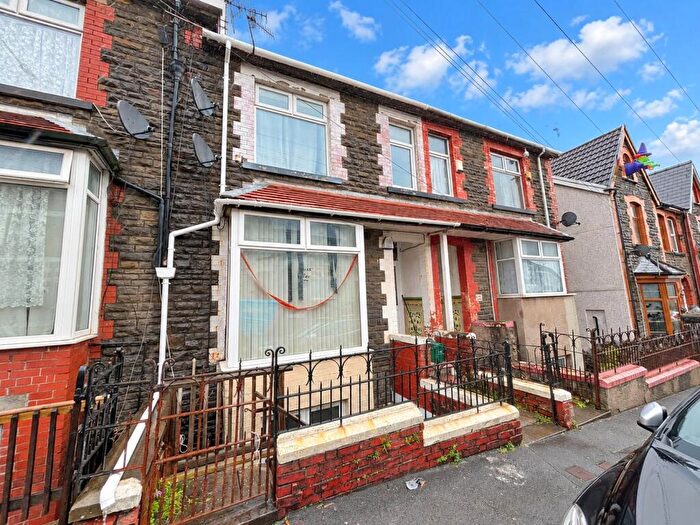 1 Bedroom Apartment To Rent In North Road, CF43