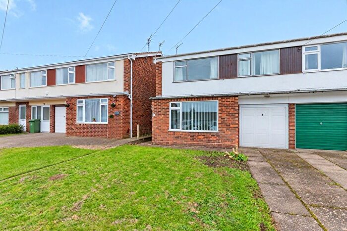 2 Bedroom Flat For Sale In Hatherell Road, Radford Semele, Leamington Spa, CV31