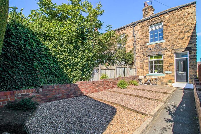 2 Bedroom Semi-Detached House For Sale In New Road, Middlestown, Wakefield, WF4