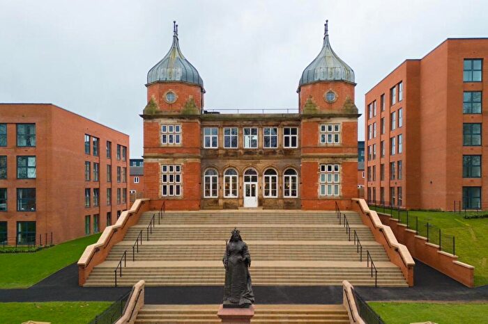 2 Bedroom Apartment To Rent In Whittle House, DE1