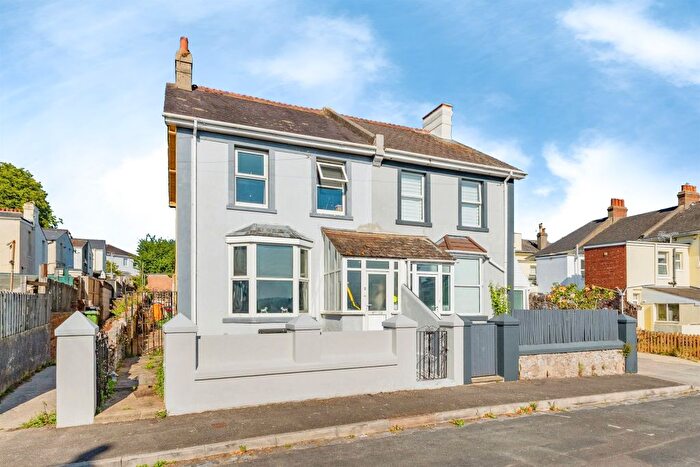 3 Bedroom Semi-Detached House For Sale In Empire Road, Torquay, TQ1