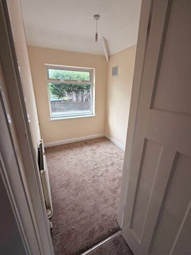 3 Bedroom Semi-Detached House To Rent In Berkeley Road, Shirley, Solihull, B90