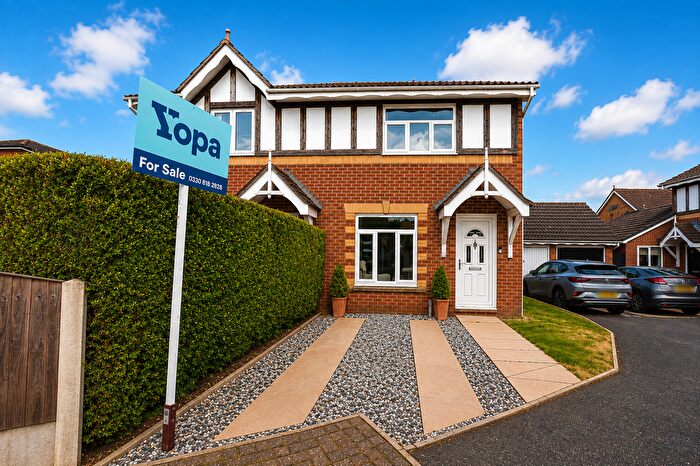 2 Bedroom Semi-Detached House For Sale In Greentop, Wakefield, WF4