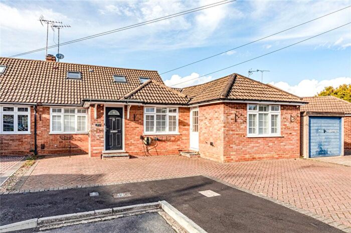 5 Bedroom Bungalow For Sale In Foxlake Road, Byfleet, West Byfleet, Surrey, KT14