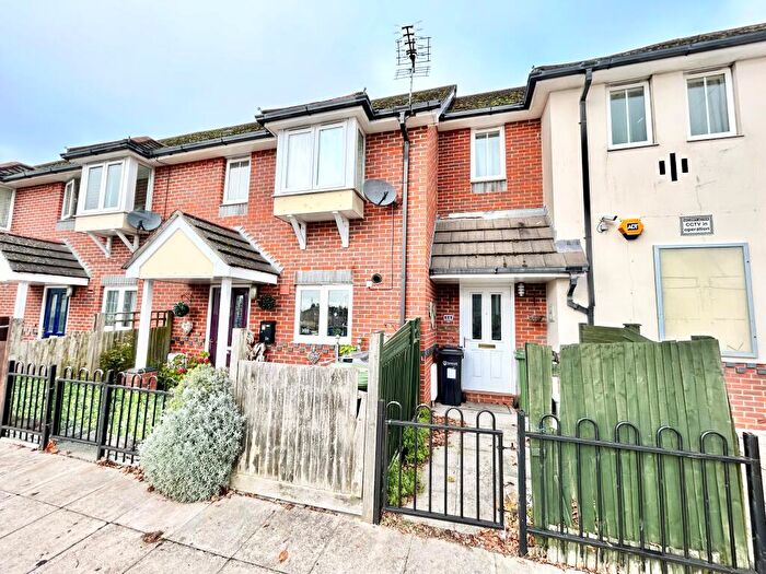 2 Bedroom Apartment To Rent In Ludlow Road, Paulsgrove, PO6
