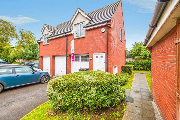 2 Bedroom House For Sale In Doe Close, Penylan, Cardiff, CF23