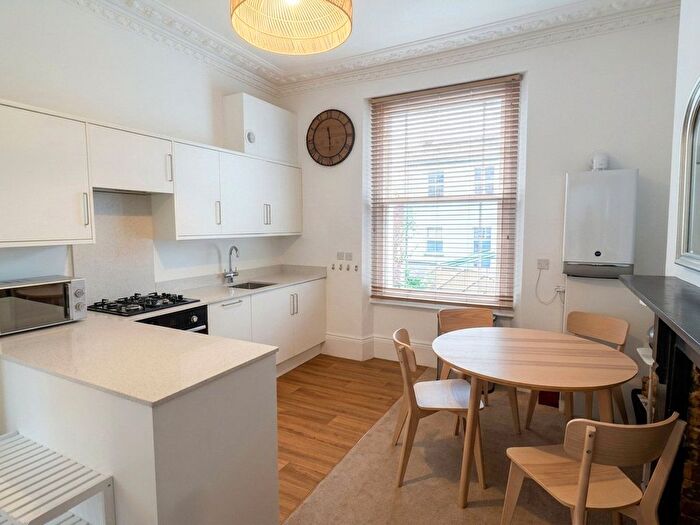 2 Bedroom Flat To Rent In St. Matthews Road, Bristol, Bristol, City Of, BS6