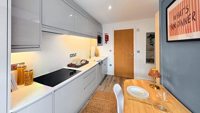 Studio To Rent In Silver Highgrove- Studio |Verney St, EX1
