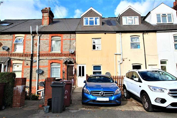 6 Bedroom Terraced House To Rent In Addington Road, Reading, RG1