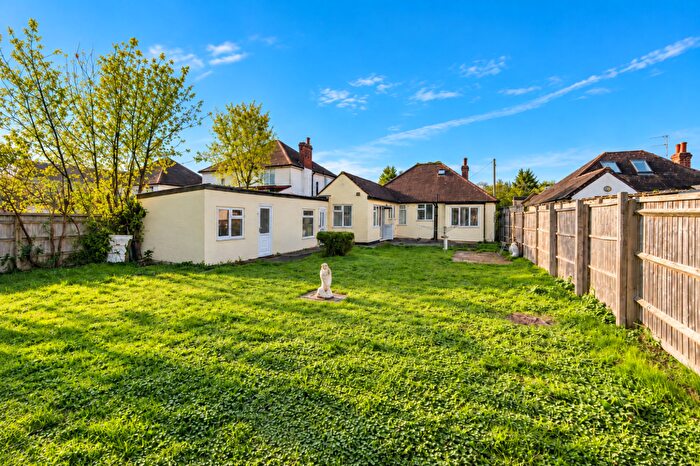 3 Bedroom Detached Bungalow To Rent In Fernhill Road, Begbroke, OX5