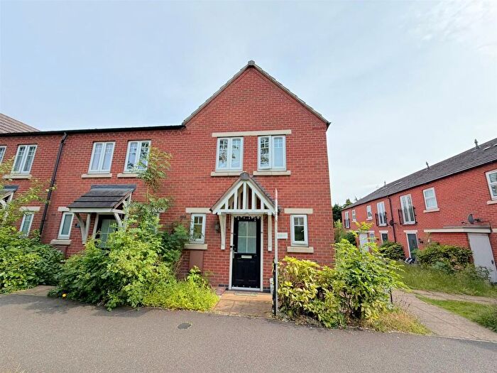 3 Bedroom End Of Terrace House For Sale In Danbury Place, Humberstone, Leicester, LE5