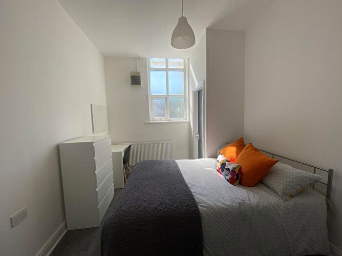 4 Bedroom House To Rent In Smithdown Road, Smithdown, Liverpool, L7