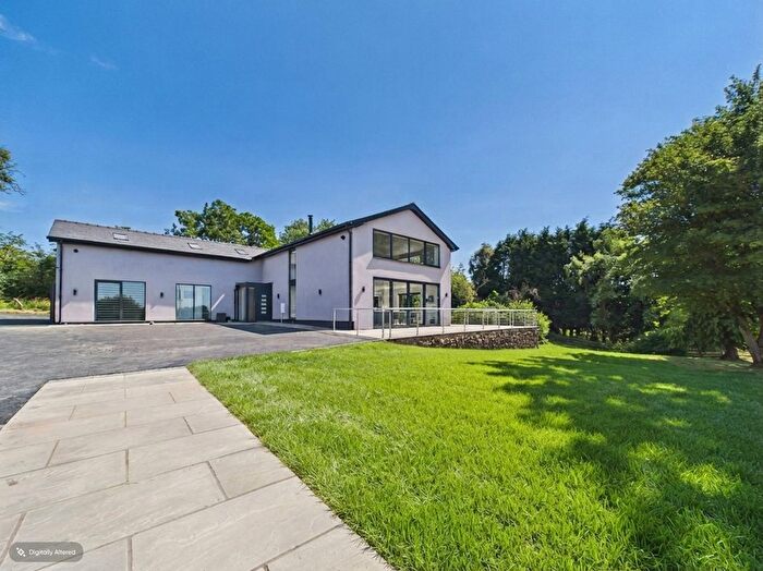 5 Bedroom Detached House To Rent In Dam House, Inglewhite Road, Goosnargh, Lancashire, PR3