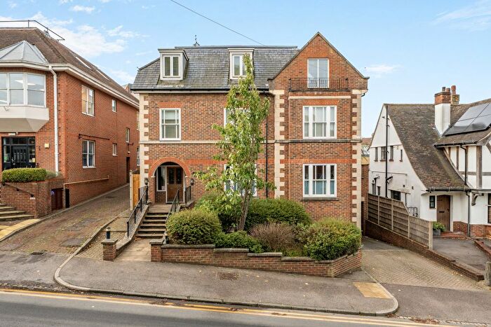 2 Bedroom Flat For Sale In Pembroke Road, Sevenoaks, TN13