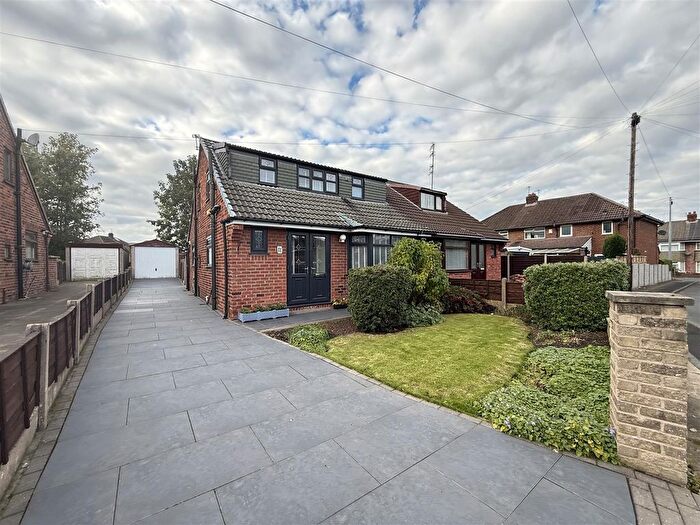 2 Bedroom Semi-Detached Bungalow For Sale In Palmerston Close, Denton, Manchester, M34