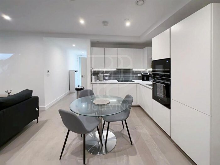 1 Bedroom Flat To Rent In New Tannery Way, London, SE1