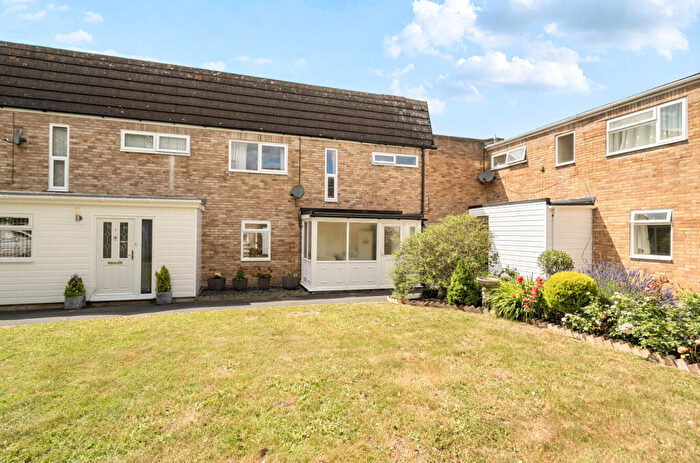 4 Bedroom Terraced House For Sale In Welbeck, Bracknell, Berkshire, RG12