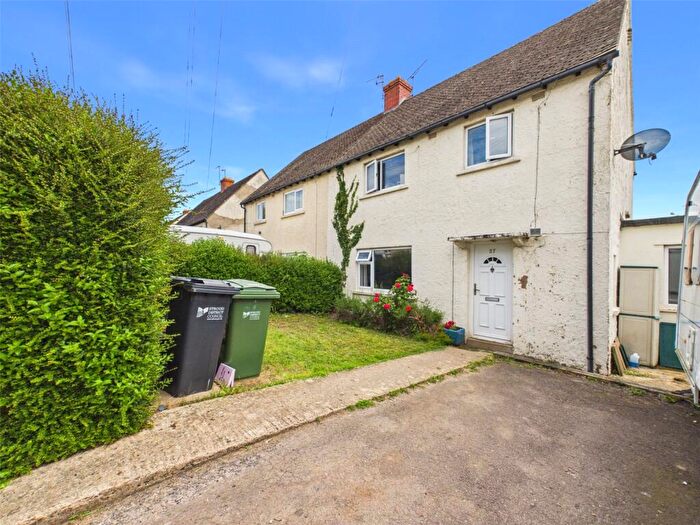 3 Bedroom Semi-Detached House For Sale In Devereaux Road, Ebley, Stroud, Gloucestershire, GL5