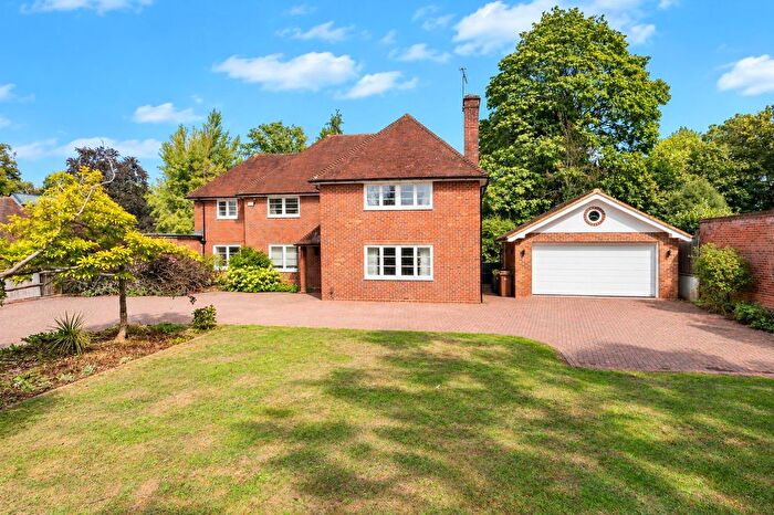 5 Bedroom Detached House To Rent In Aldersey Road, Guildford, GU1
