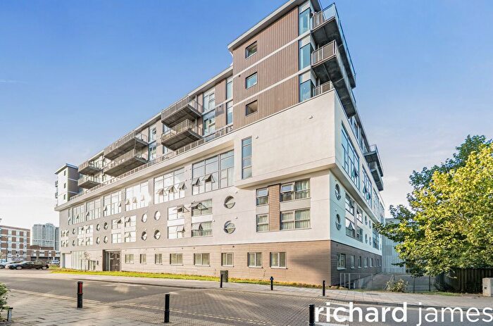 1 Bedroom Flat For Sale In Beckhampton Street, Swindon, SN1
