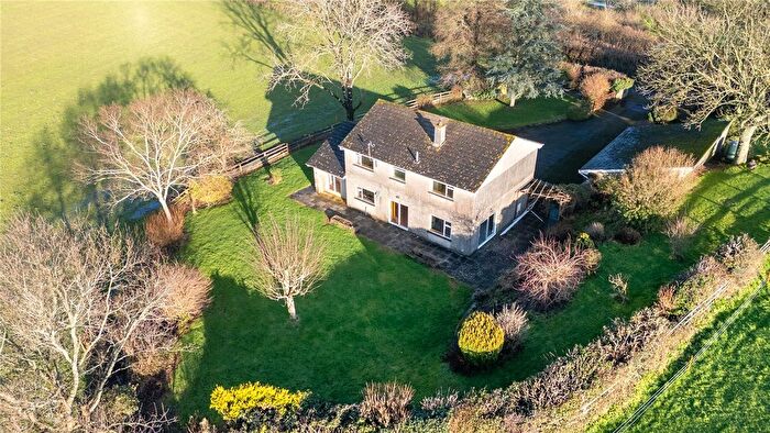 4 Bedroom Detached House For Sale In Littlehempston, Totnes, Devon, TQ9