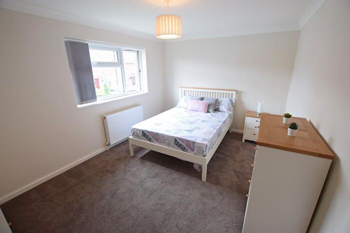 4 Bedroom Terraced House To Rent In Torrington Road - Student House - January, LN2