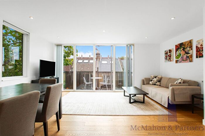 2 Bedroom Flat To Rent In Brandon Street, London, London, London, SE17