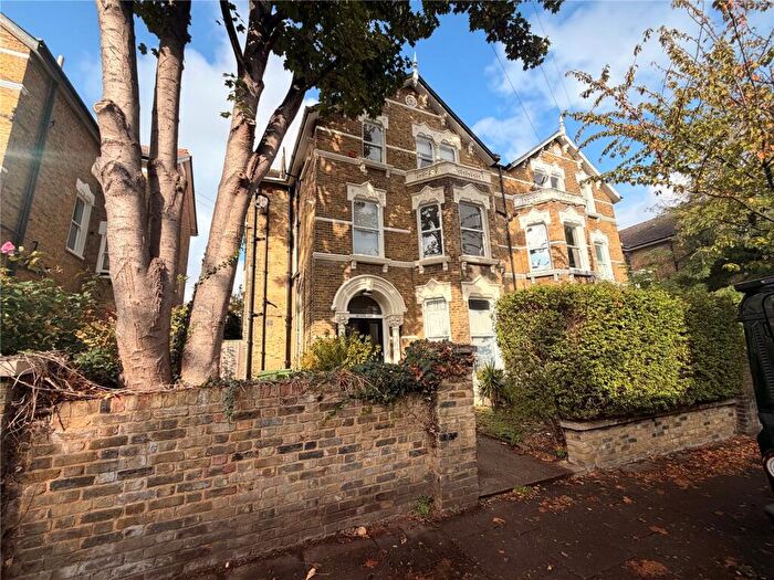 2 Bedroom Apartment To Rent In Tressillian Road, London, SE4