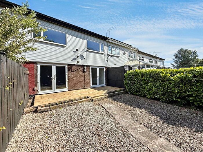 4 Bedroom Terraced House For Sale In Brecon Close, Peterlee, SR8
