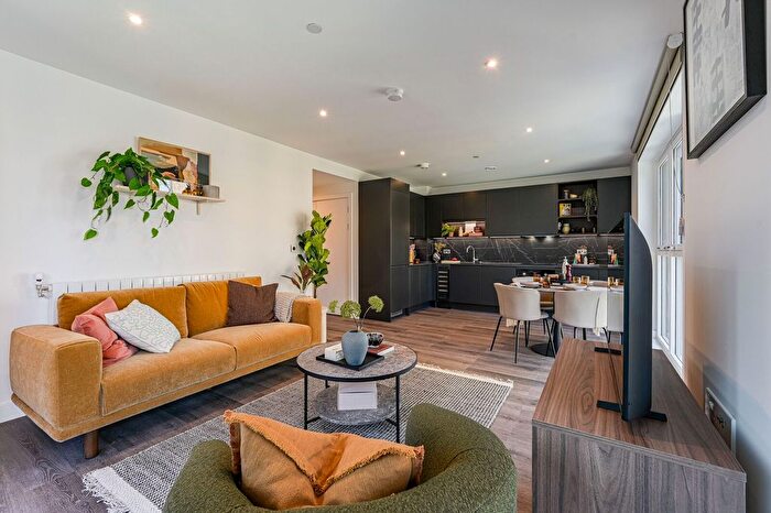 2 Bedroom Flat To Rent In Harler House, Kidbrooke, SE3