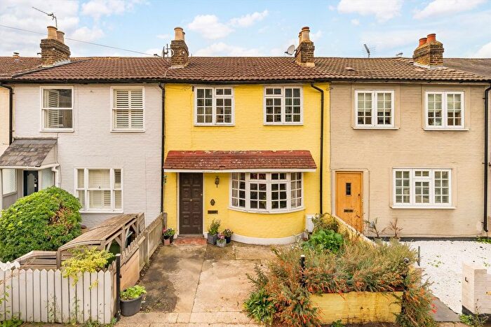2 Bedroom Terraced House For Sale In Lion Road, Twickenham, TW1
