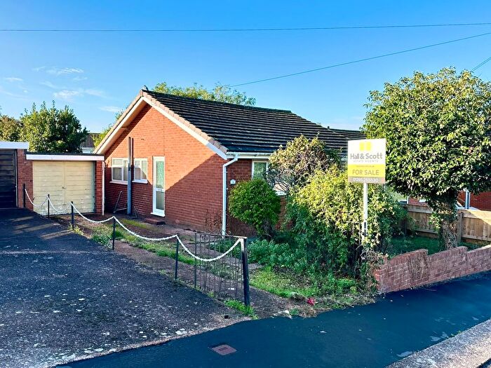 2 Bedroom Semi-Detached Bungalow For Sale In Elizabeth Road, Exmouth, EX8