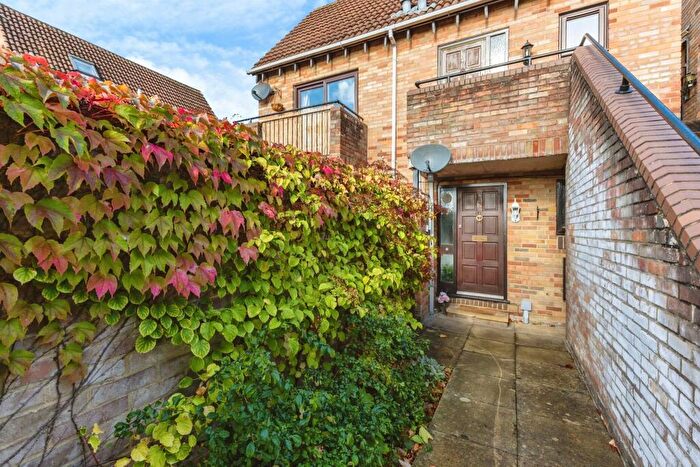 Studio For Sale In Maiden Place, Lower Earley, Reading, RG6