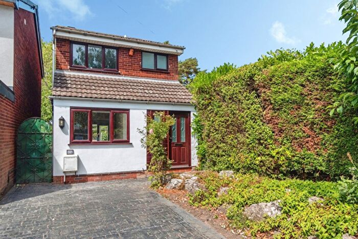 3 Bedroom Detached House For Sale In Lucknow Road, West Midlands, WV12