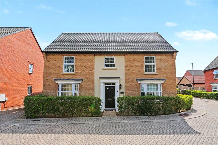 5 Bedroom Detached House For Sale In Berwick Court, Poringland, Norwich, Norfolk, NR14