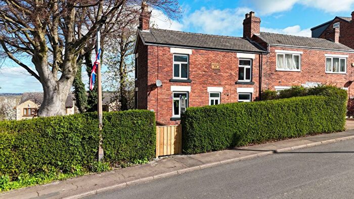 3 Bedroom Semi-Detached House For Sale In Kirkcroft Lane, Killamarsh, S21