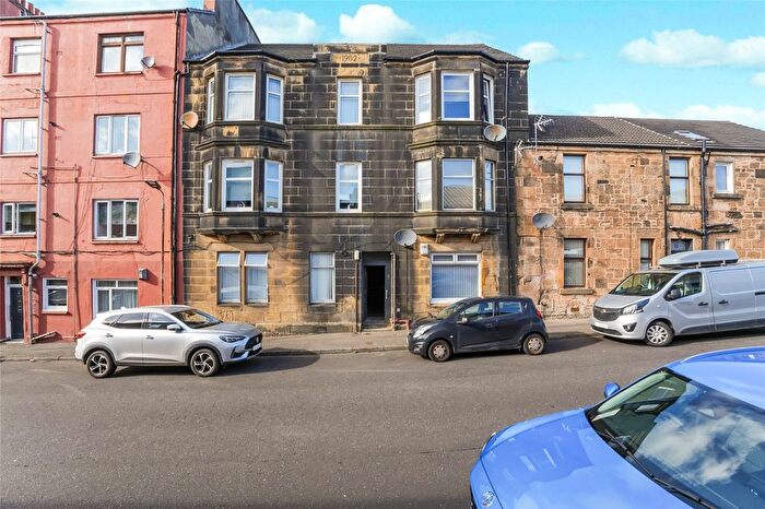 1 Bedroom Flat For Sale In Overton Crescent, Johnstone, Renfrewshire, PA5