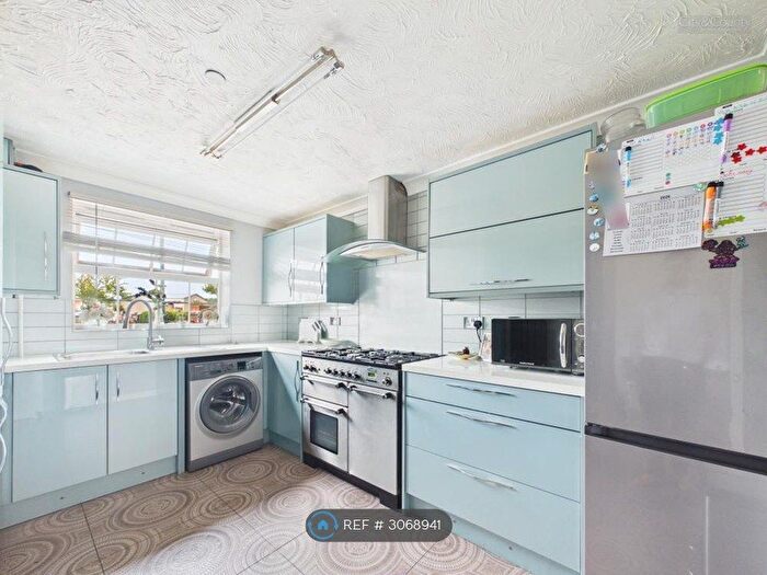 4 Bedroom Terraced House To Rent In Hargate Way, Peterborough, PE7