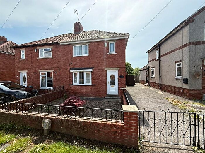3 Bedroom Semi-Detached House For Sale In Emerson Road, Hurworth, Darlington, DL2