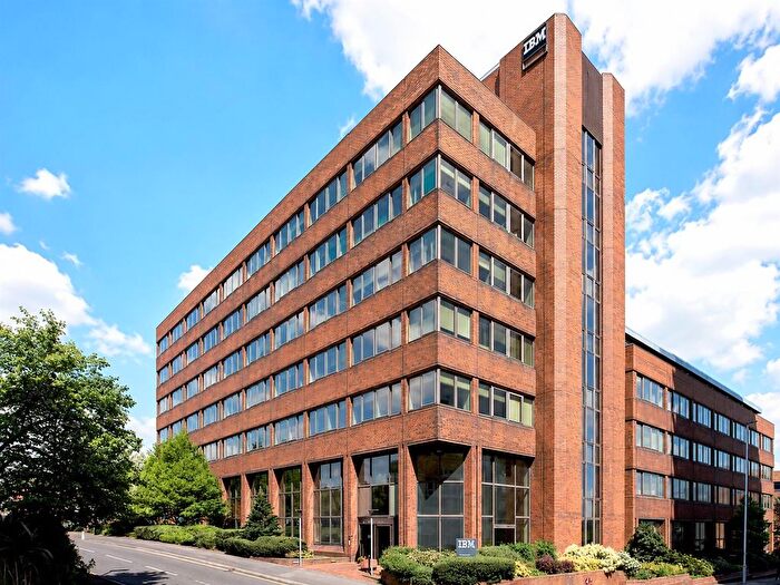 2 Bedroom Flat To Rent In Normandy House, Basingstoke, RG21