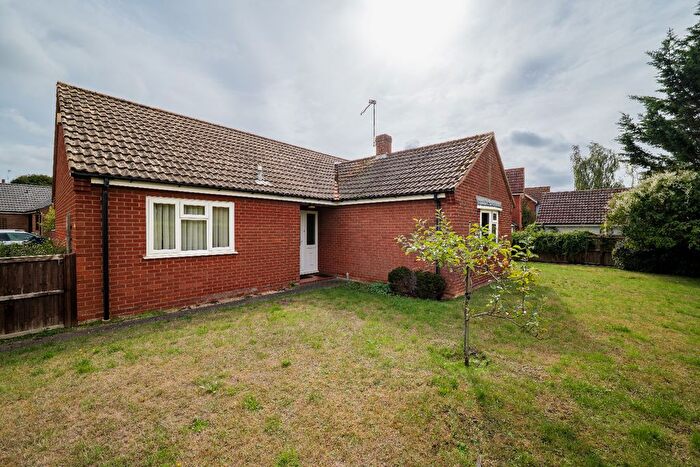 3 Bedroom Detached Bungalow For Sale In Brandon Close, Swaffham, Norfolk, PE37