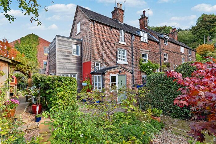 2 Bedroom Cottage For Sale In Forge Steps, Makeney, Belper, Derbyshire, DE56