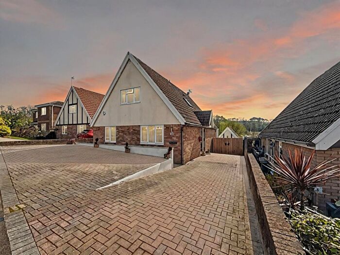 4 Bedroom Property For Sale In Heol Iscoed, Efail Isaf, CF38