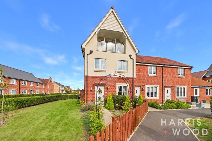 3 Bedroom End Of Terrace House For Sale In Regatta Walk, Rowhedge, Colchester, Essex, CO5
