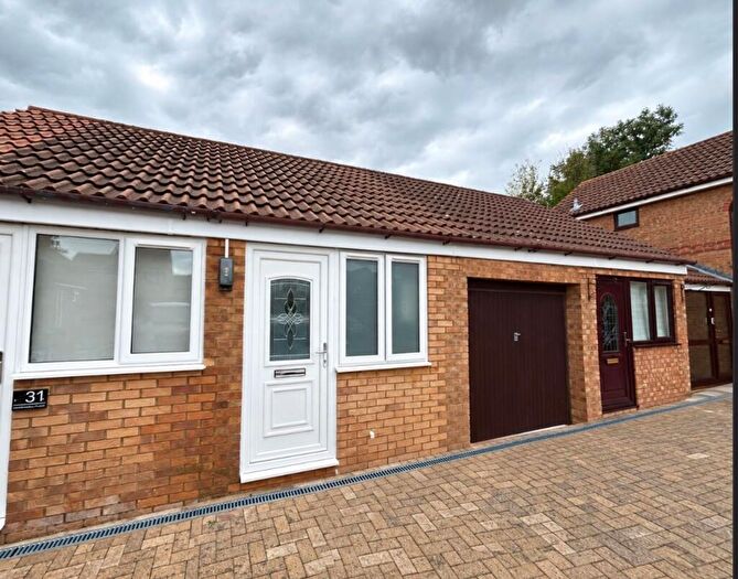 Studio To Rent In Kirkstall Place, Oldbrook, MK6