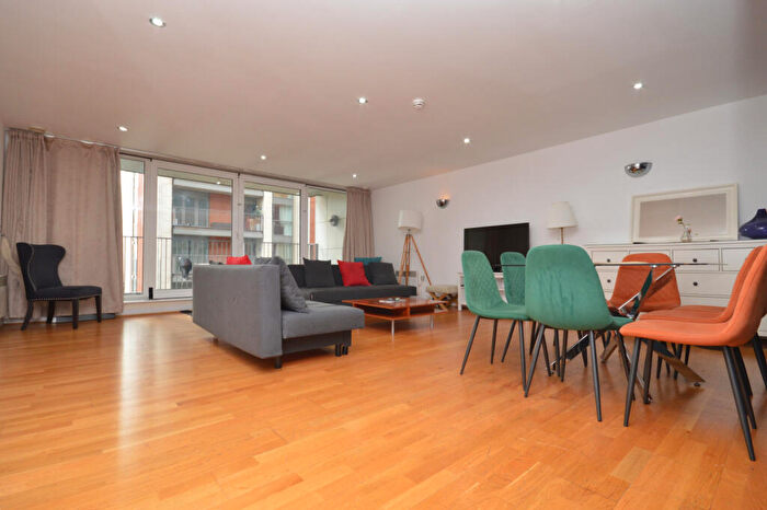 3 Bedroom Flat To Rent In Marmara Apartments, Royal Victoria, E16