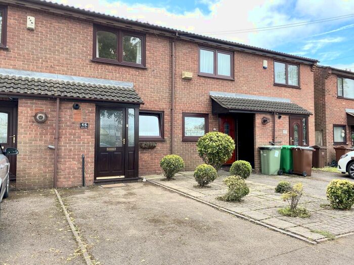 2 Bedroom House To Rent In Crest View, Sherwood, NG5